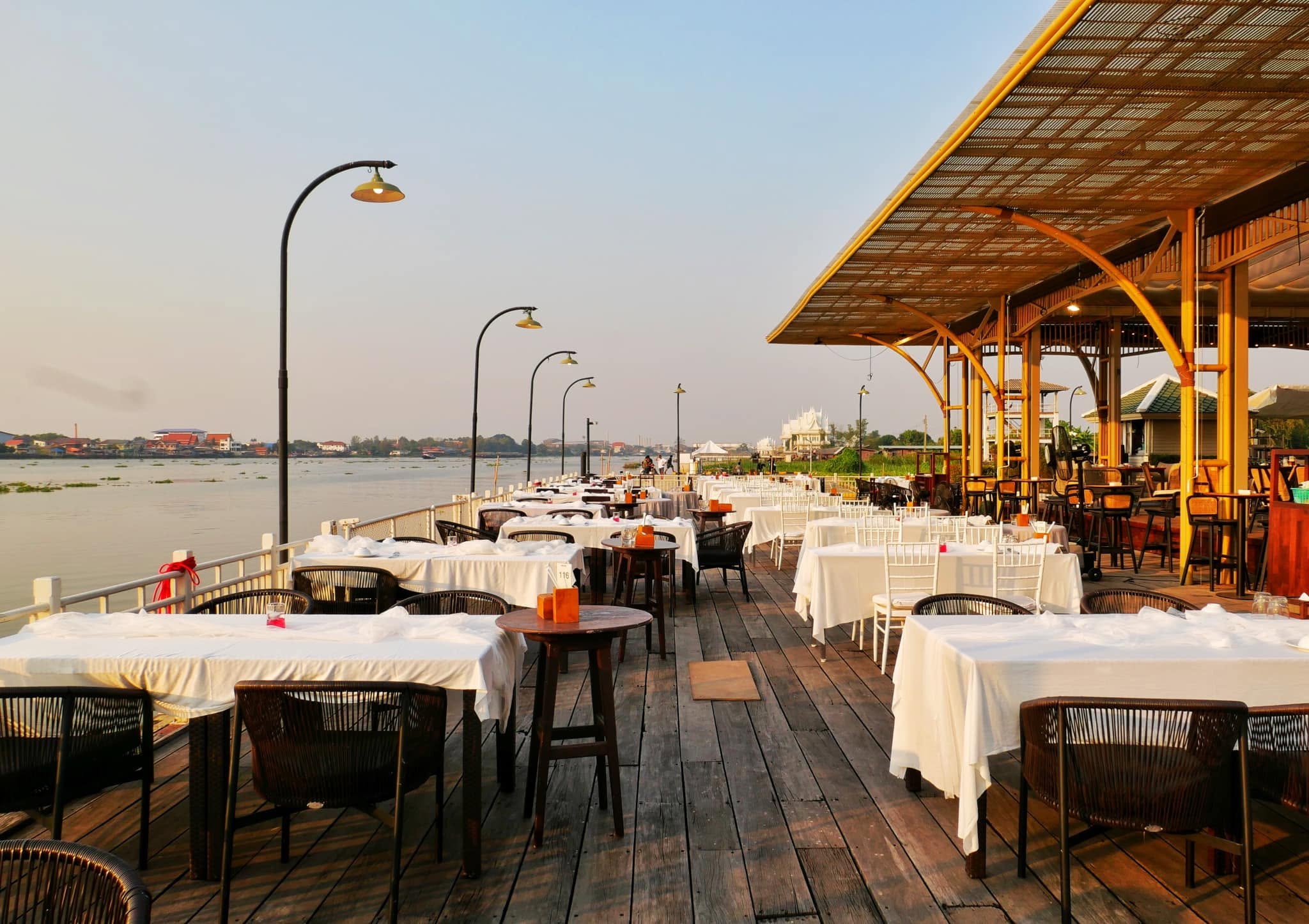 Main Riverfront Deck